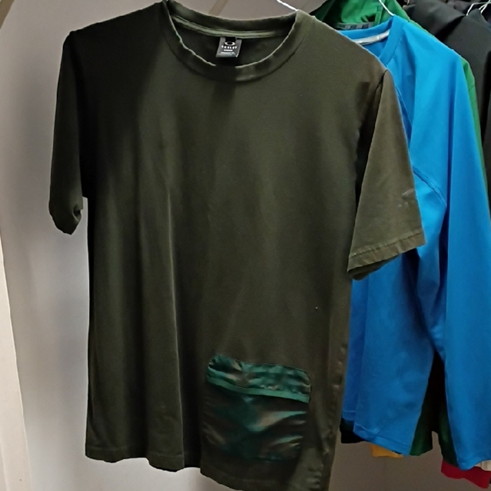 Oakley Green Short Sleeve Tee